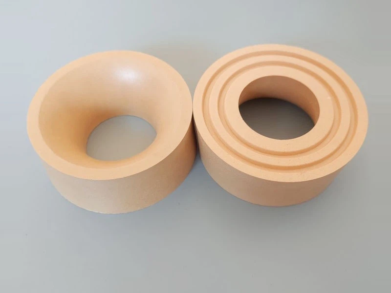 فوهة Tundish في وعاء Stock-zirconia